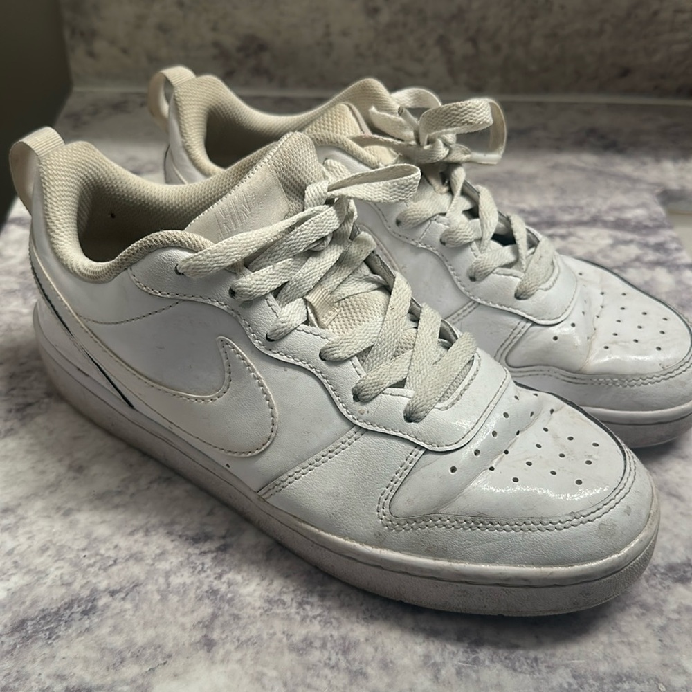 Nikes Air Force 1s all white size 7Y. BQ5448-100